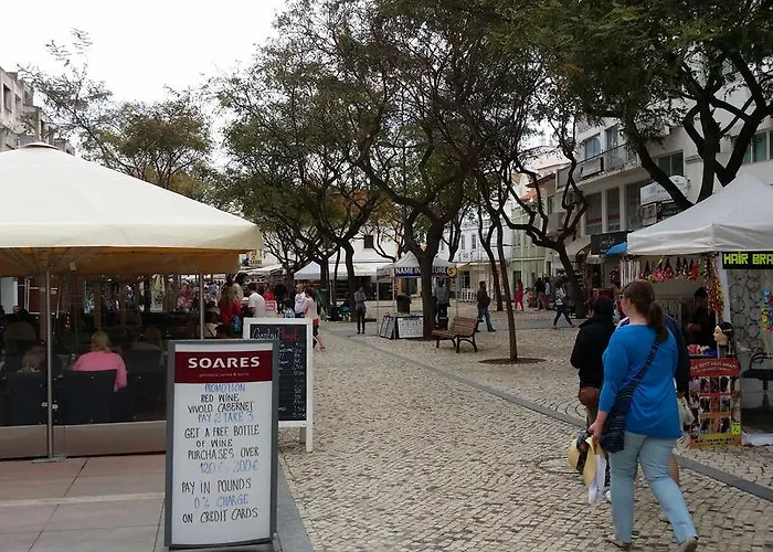 Near The 알부페이라